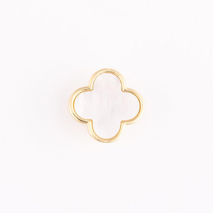 Charm Luxe Camryn Quatrefoil