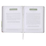 Devotional Daily Hope for a Women’s Heart