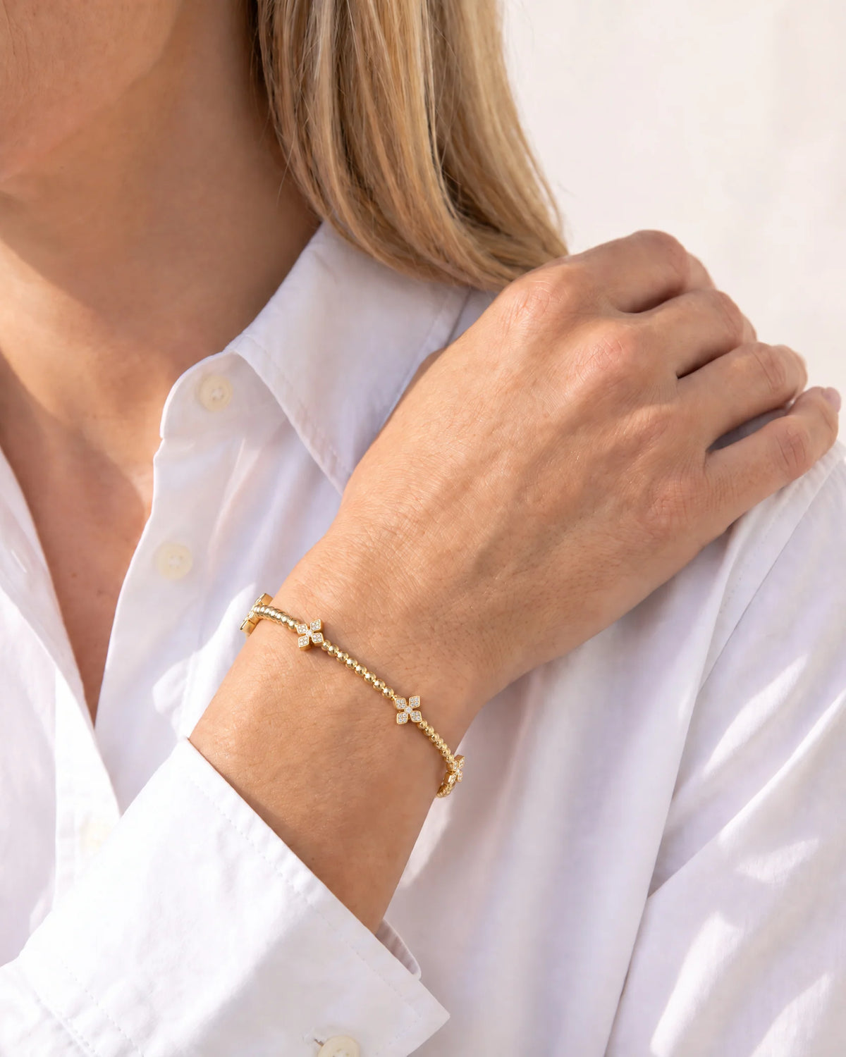 Radiant Cross Station Mini Cuff Bracelet Gold