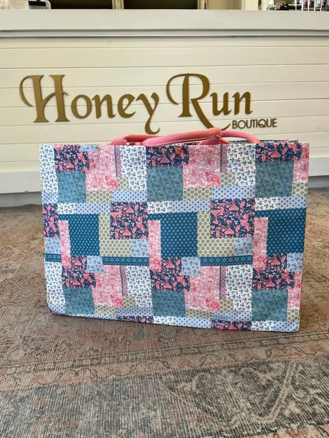 Simply Southern Quilt Tote