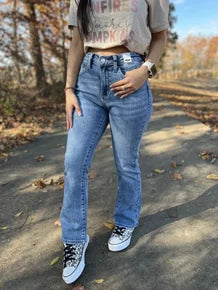Easy Going Cropped Bootcut