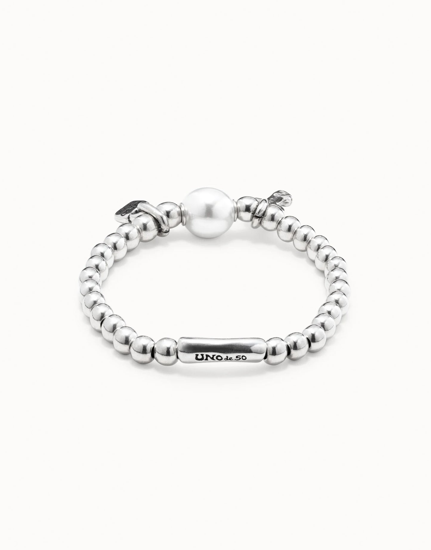 Llavestruz Beaded Stretch Bracelet with Pearl Charm
